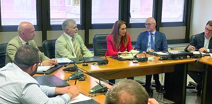 Sanità, il Campo largo all’assessore Armando Bartolazzi: «Toni più cauti e niente polemiche»