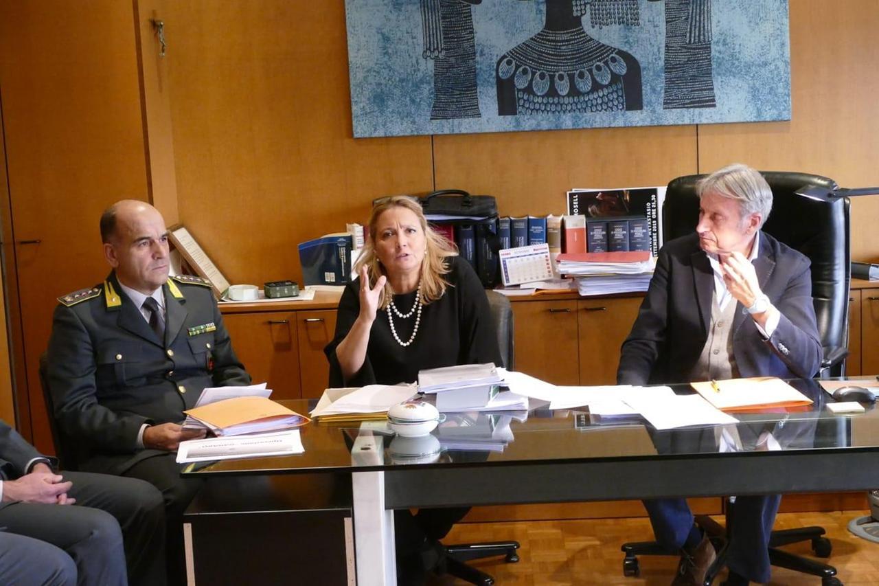 
	La conferenza stampa nel 2019 quando scattarono le misure


