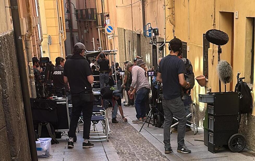 Il set di Sky tra Cagliari e Alghero, un indotto a sei zeri per il territorio