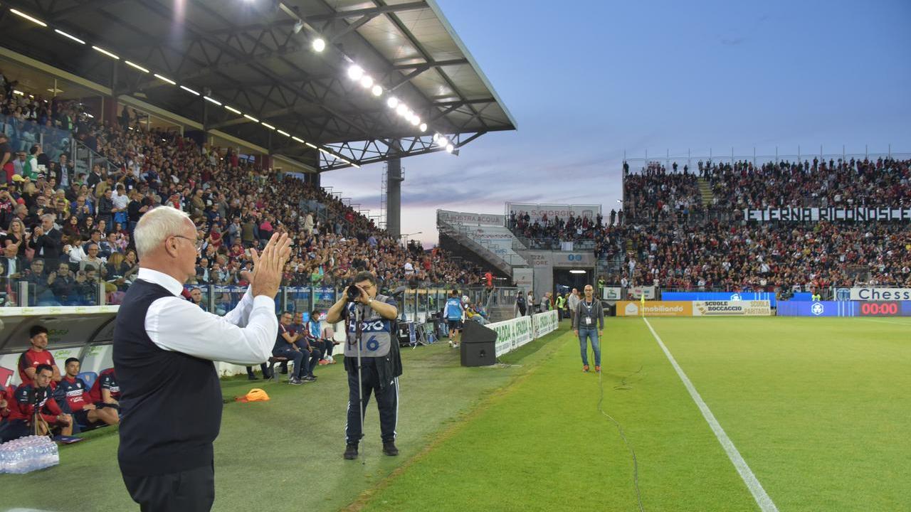 L’ultima conferenza stampa di Claudio Ranieri al Cagliari: «Sostenete questi ragazzi»