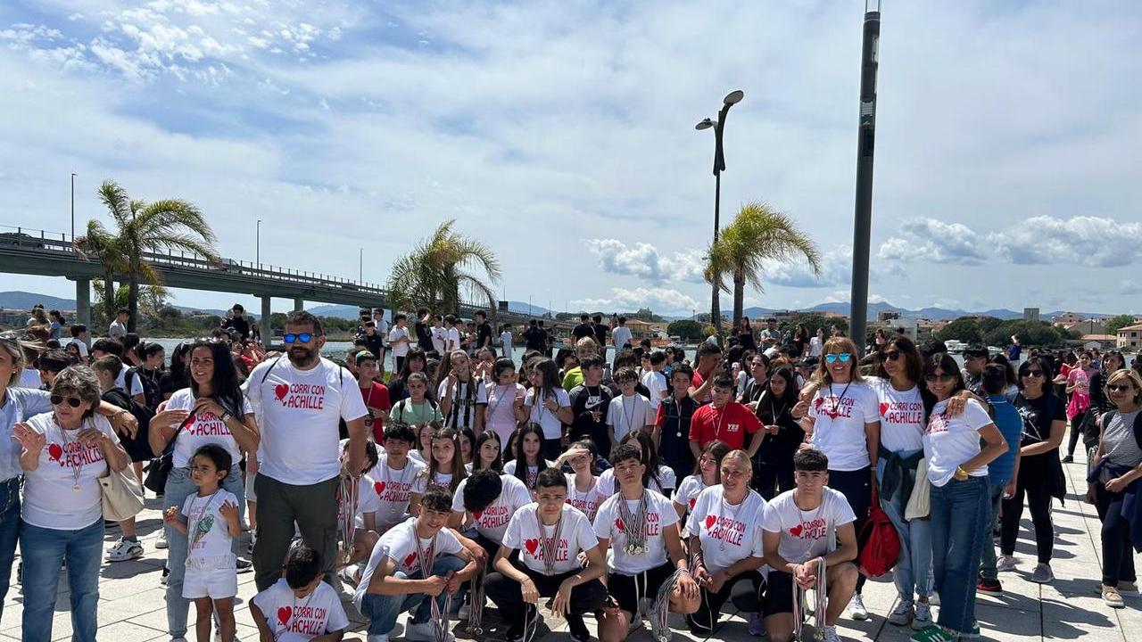 Olbia, in 600 per ricordare Achille: «Lo sport significa amicizia»
