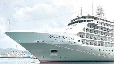 Neonato morto sulla nave da crociera all’Argentario, scarcerate la mamma e le colleghe