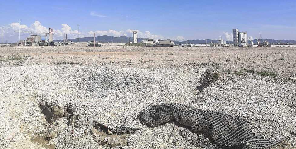 
	L'area dove sorger&agrave; la Darsena Europa&nbsp;

