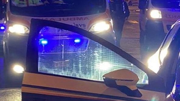 Livorno, pestato dopo un sorpasso in auto: «Mi hanno rotto il naso a pugni, ecco cosa è successo»