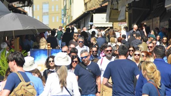 Turisti sul Ponte Vecchio