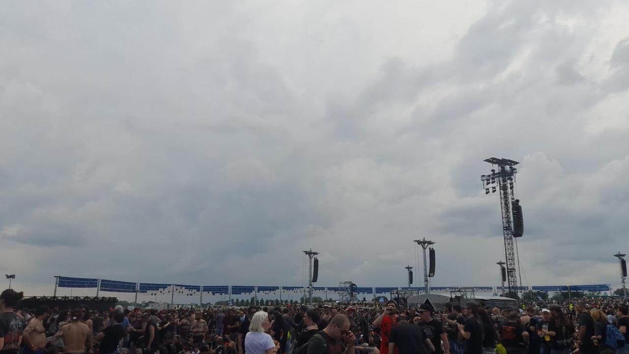 Il temporale sfiora l’Arena, ma durante il concerto degli Ac/Dc rischio pioggia basso