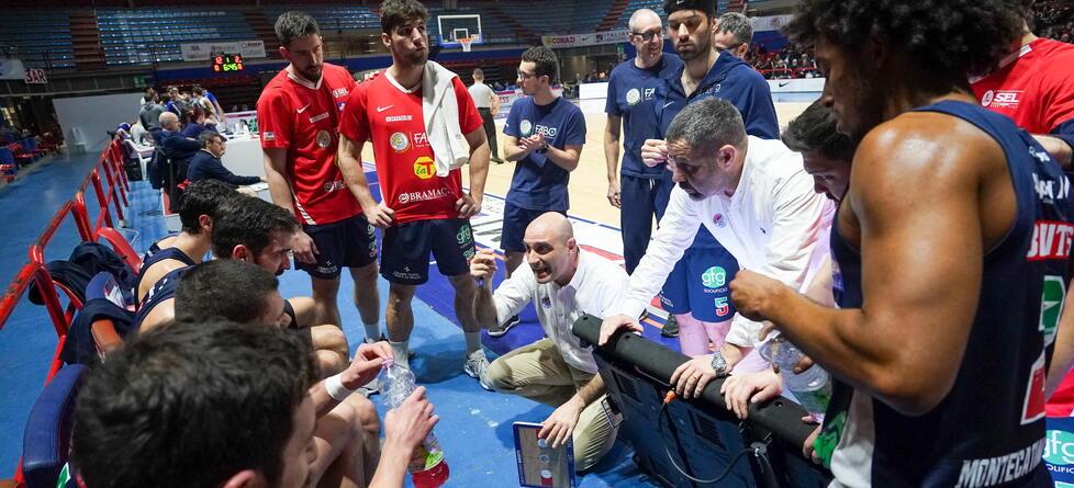 Coach Barsotti in un time out