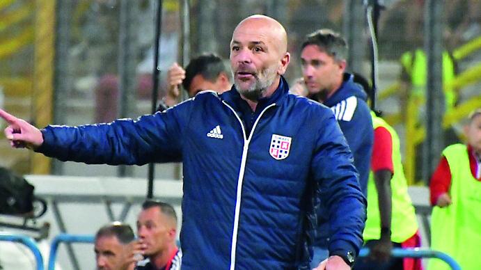 Il mister della Torres Alfonso Greco: «Annata stupenda, ingiusto che finisca in questa maniera»