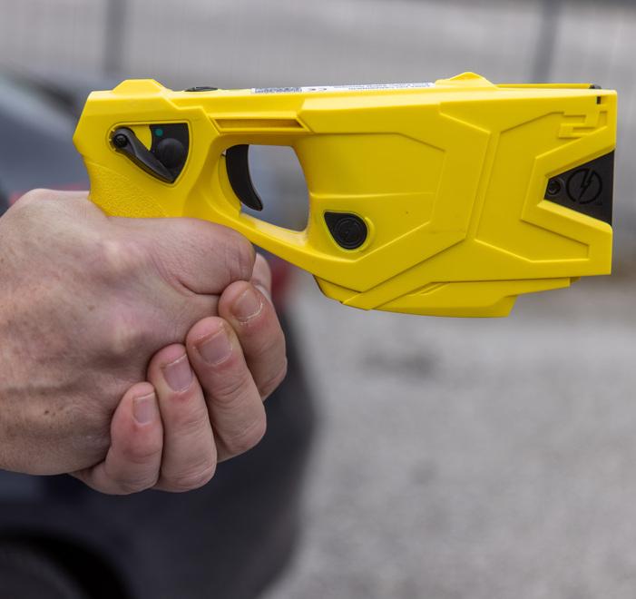 Ferrara: per il taser  oggi parte la sperimentazione