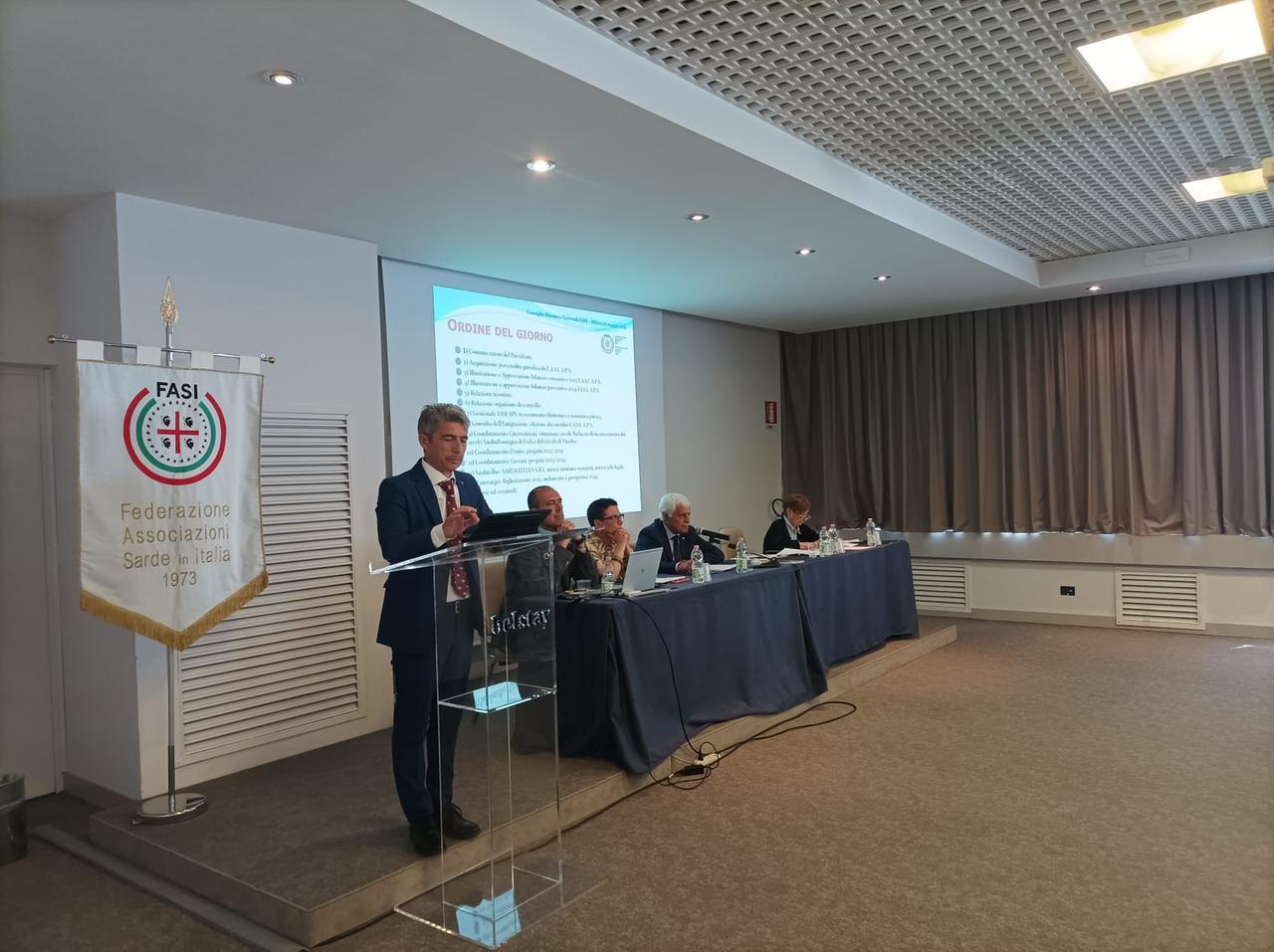 
	Un momento del consiglio nazionale della Fasi a Milano Assago

