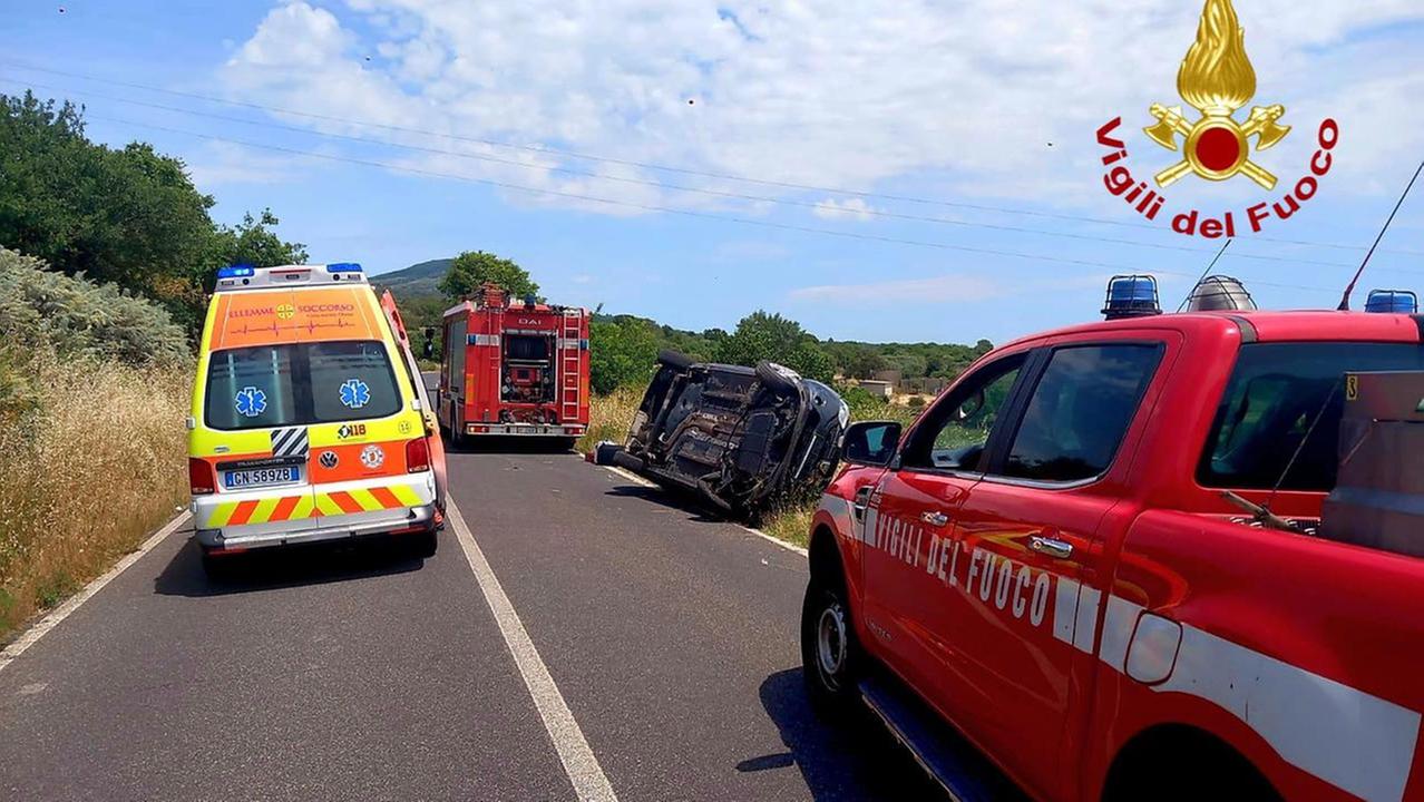 Incidente al bivio per Birori, donna trasportata all’ospedale in codice rosso