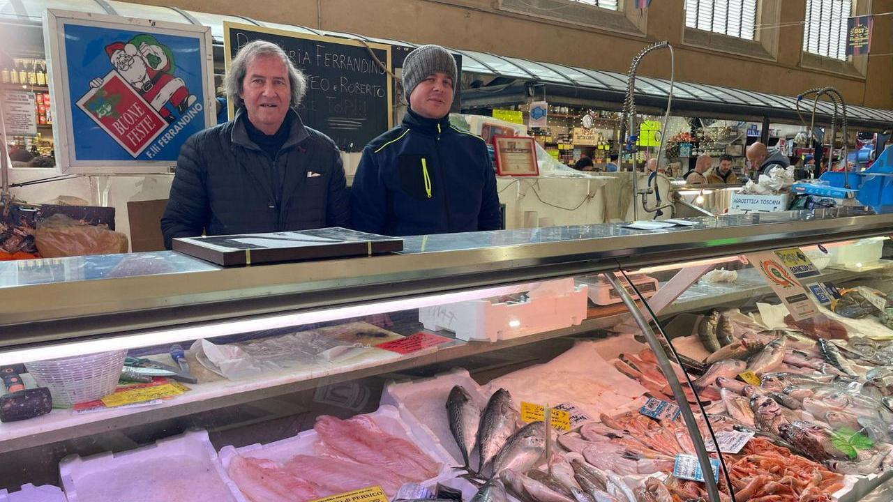 Livorno, la dinastia dei “pesciaioli” Ferrandino fa 100 anni: «L’asta del pesce è cambiata, ci sono pochi soldi»