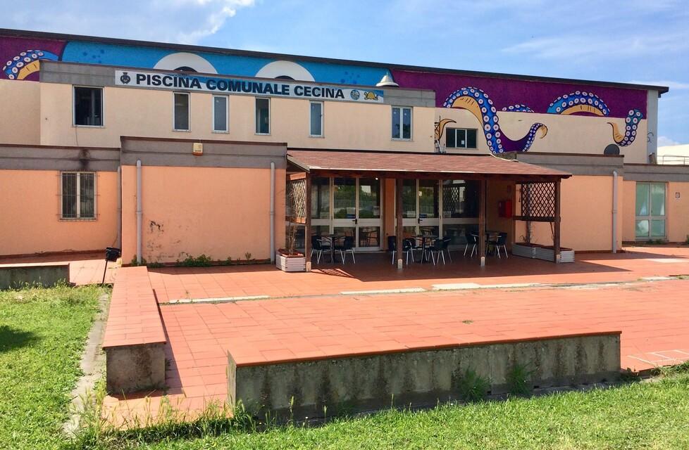 La piscina comunale di Cecina