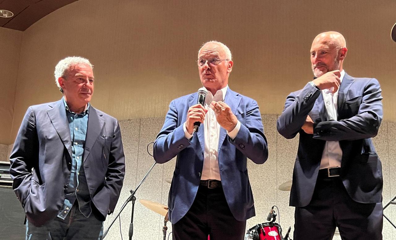 
	Gianfranco Matteoli, Claudio Ranieri e Gianluca Festa

