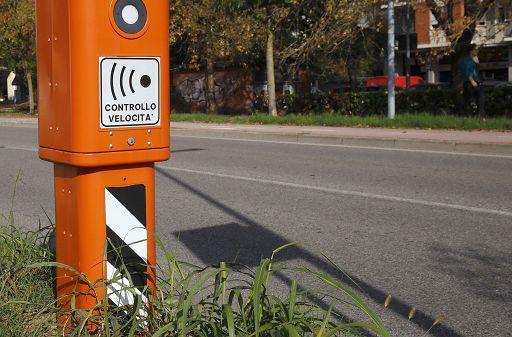 Stretta sugli Autovelox-trappola, nuove regole sulla velocità e i limiti in città