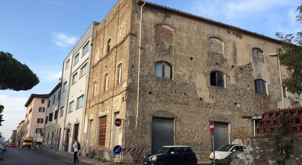Cecina, c’è un’offerta per l’ex pastificio Nieri: l’annuncio ritirato dal sito di vendita