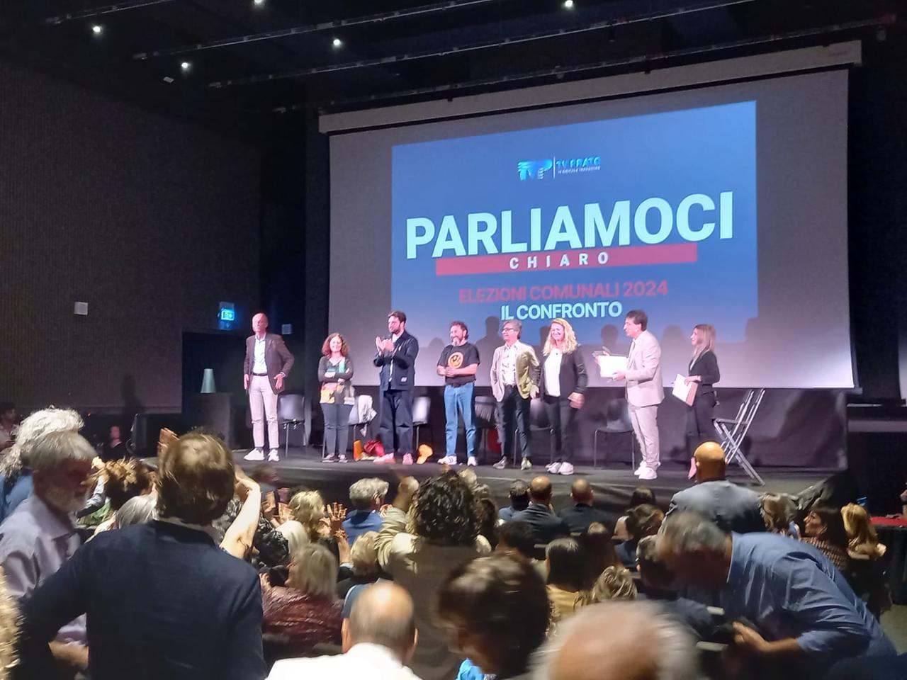 Prato, scintille tra i candidati al confronto pubblico: Targetti presenta un esposto sui sondaggi