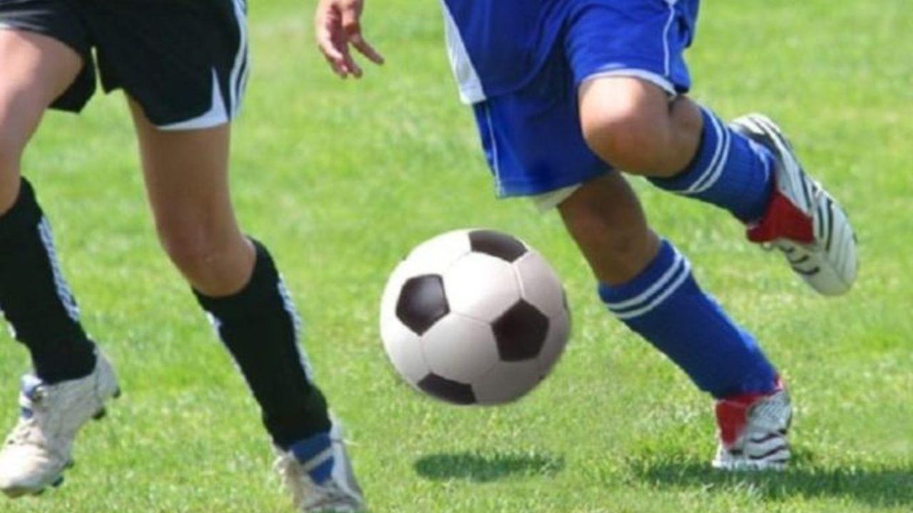 Genitori violenti in tribuna, interrotto il torneo di calcio giovanile: il caso in Toscana
