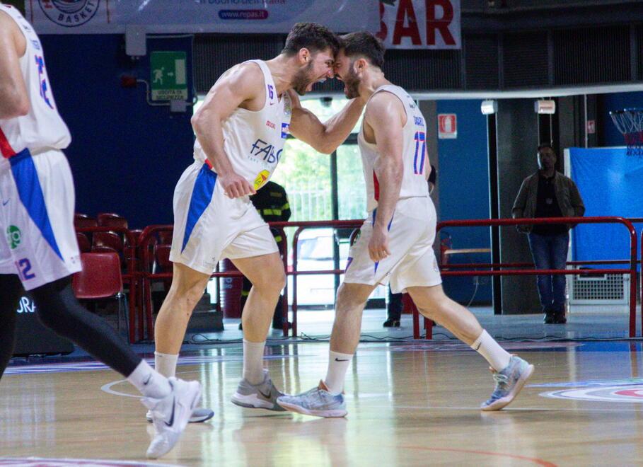 Fabo, Lorenzetti eroe di gara 4 «Ci ha spinto quel muro rossoblù»