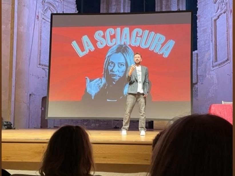 Modena, Scanzi: «Due o tre cose da sapere di questa Destra che ci governa»