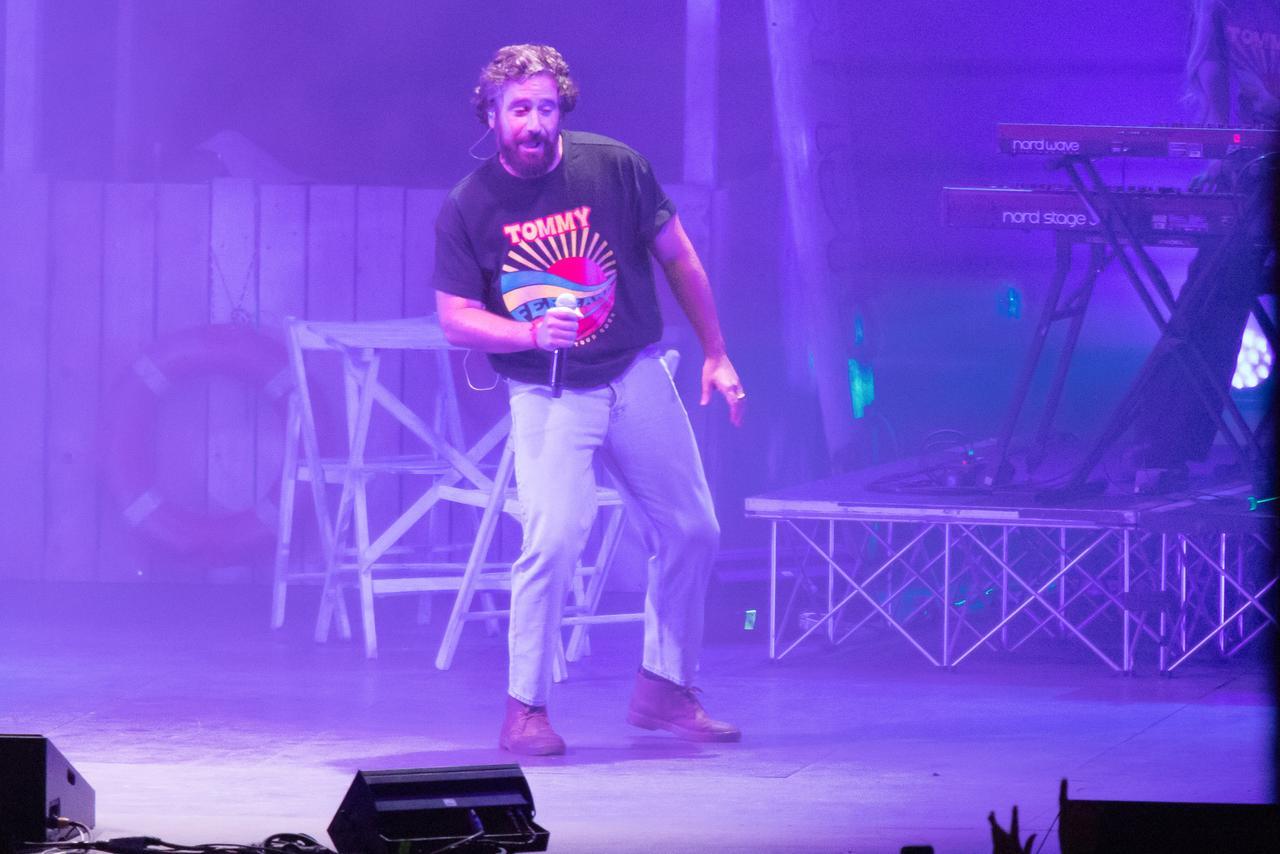 Tommaso Paradiso torna in concerto in Toscana con una sola data