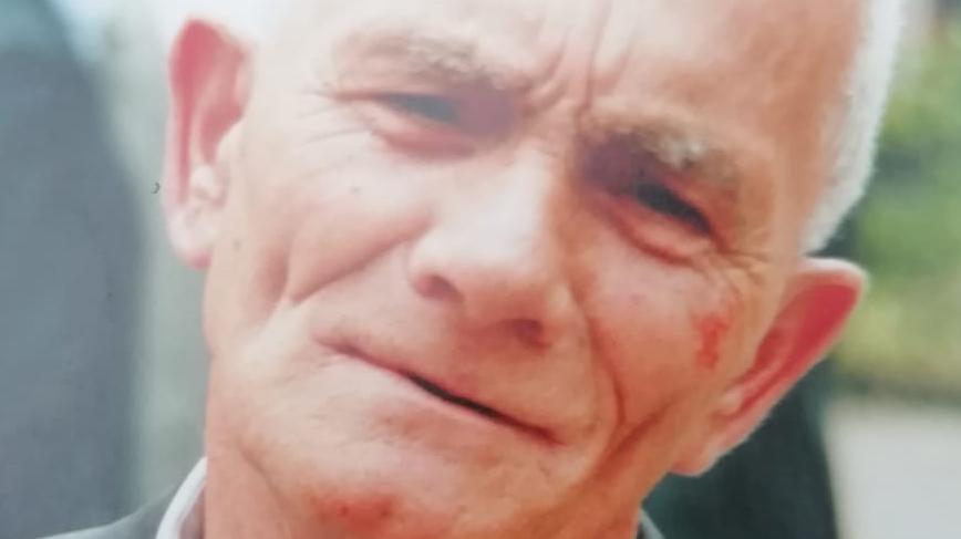 L’addio all’ex idraulico morto nell’incendio