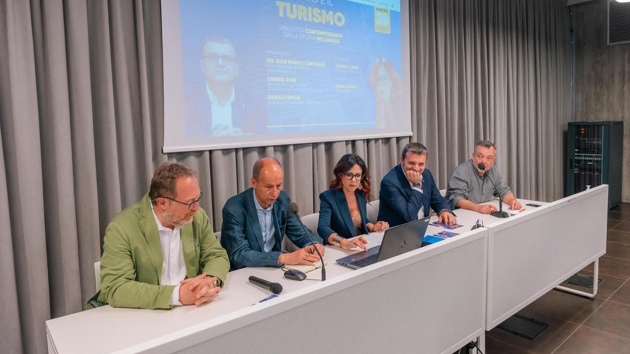 L'incontro col senatore Centinaio alla Camera di commercio