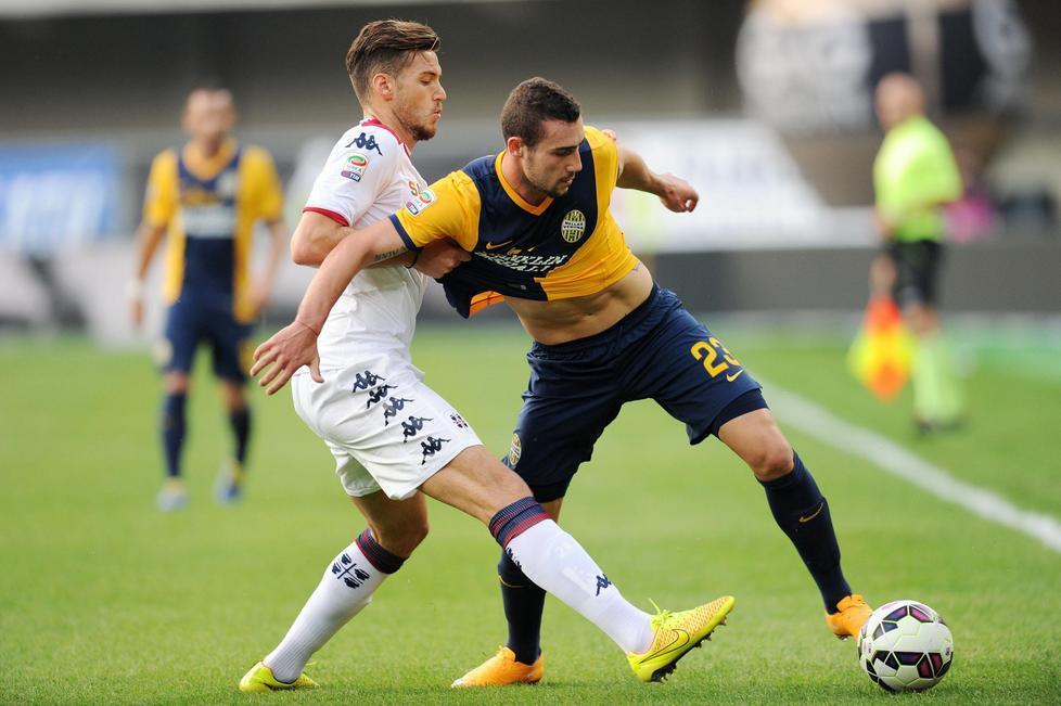 Il Cagliari spreca di tutto e di più e il Verona lo infilza 