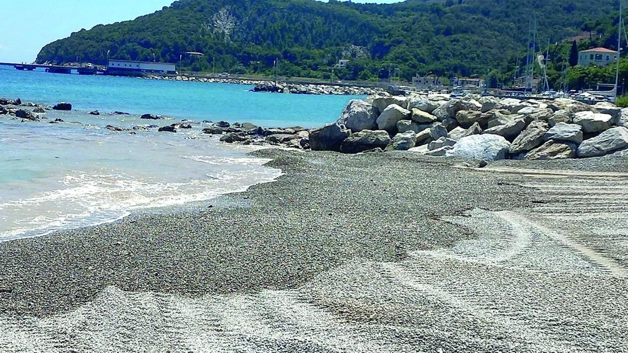 Elba, riecco la Freccia Gialla: torna anche l’onda e il ripascimento di Cavo è già a rischio