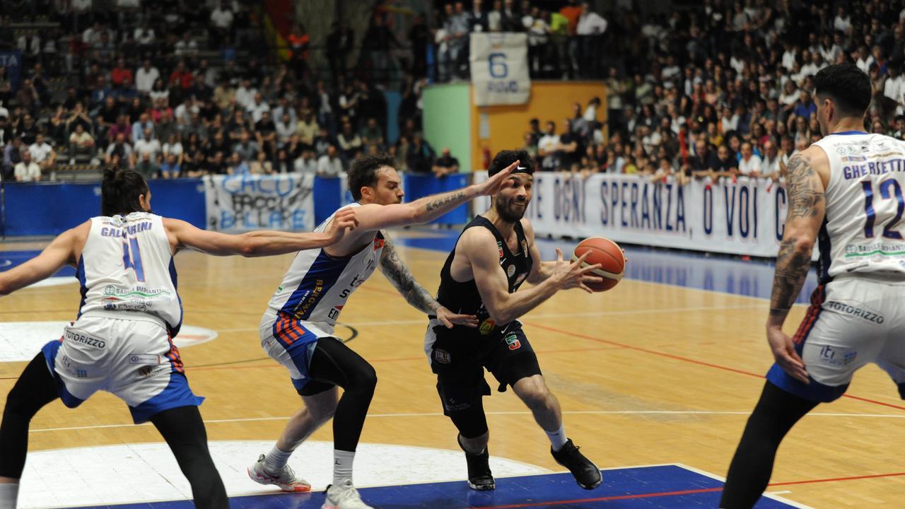 Carpanzano in penetrazione contro Ruvo