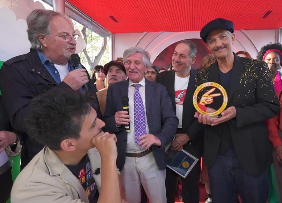 Lucca, premio Festival della Sintesi a Fiorello e Sigfrido Ranucci