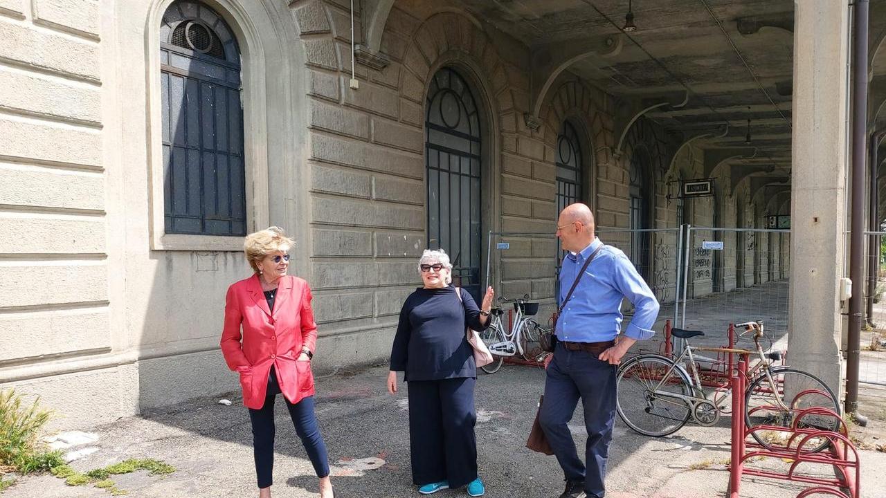 Modena: «Che scempio, per la Stazione piccola ignorati i cittadini»