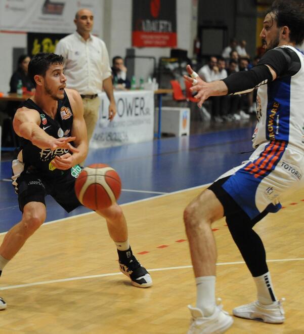 Carpa diem  dritto in copertina «Aspettavo questo momento»