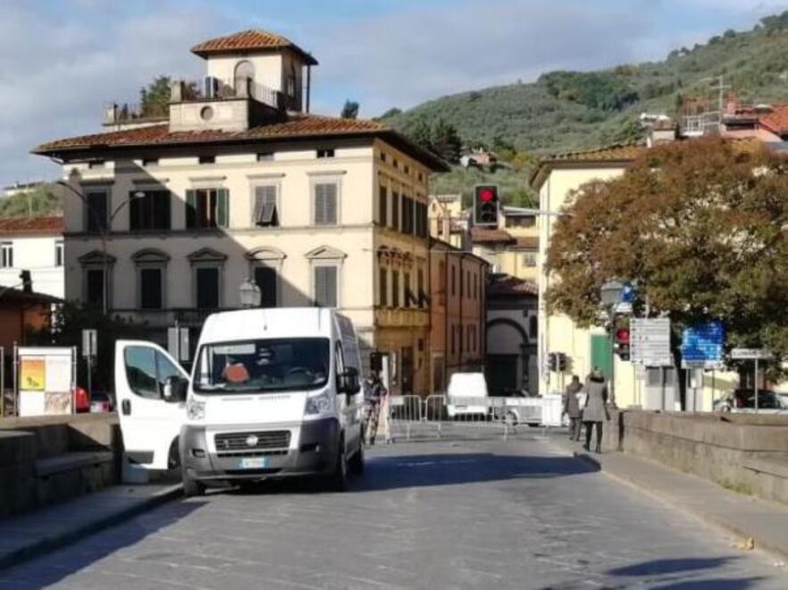 Pescia, lavori oltre il ponte del Duomo. Il cantiere scatta lunedì 8 luglio