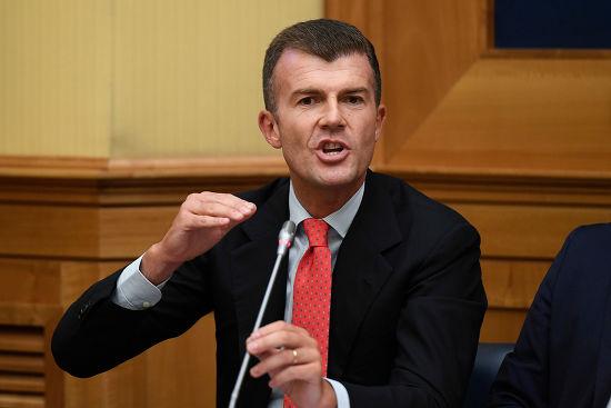 
	Il sottosegretario agli Esteri Giorgio Silli

