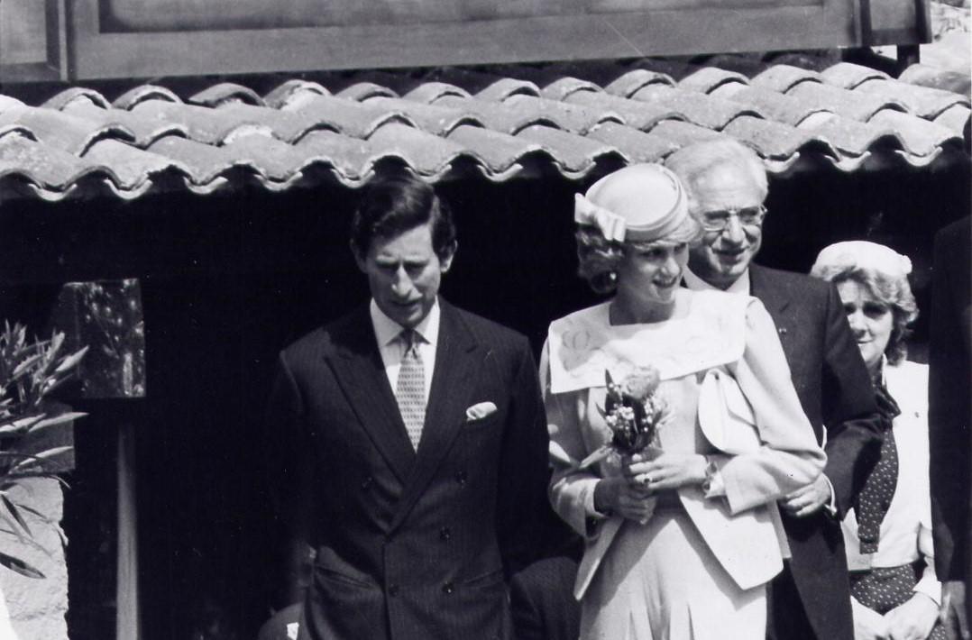 
	Carlo e Diana a Porto Rotondo nel 1985 (foto Gavino Sanna)

