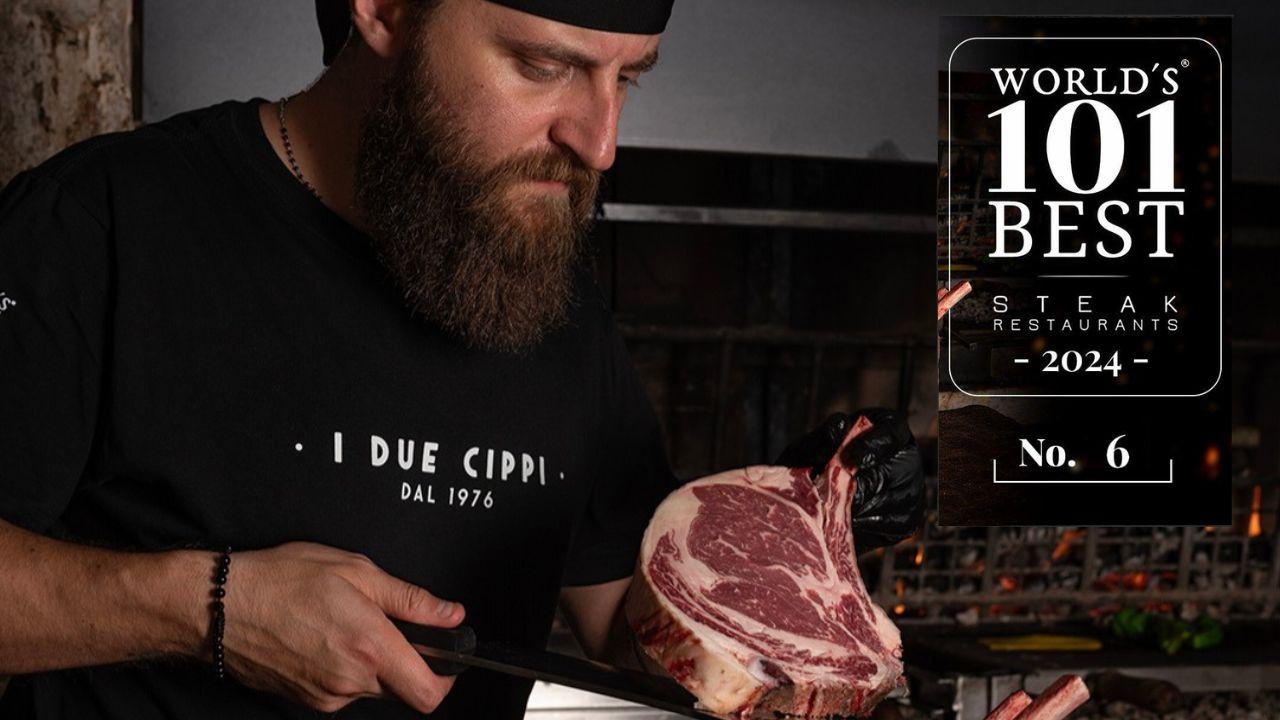 
	Lorenzo Aniello e il logo del riconoscimento

