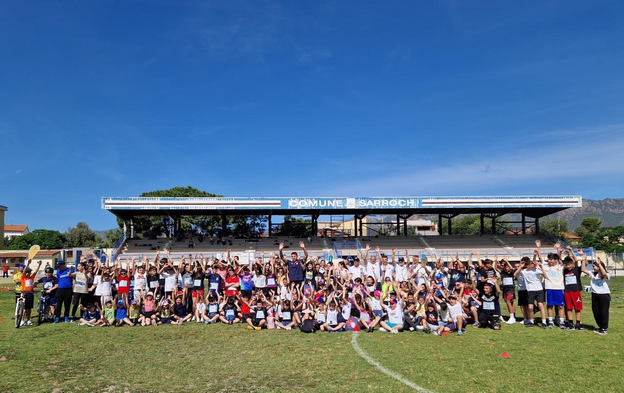 Andrea Petagna incontra gli studenti di Sarroch