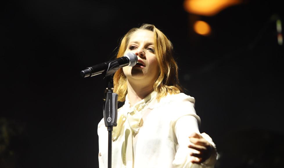 Noemi tra pop e influenze gospel sul palcoscenico di FestivaLove