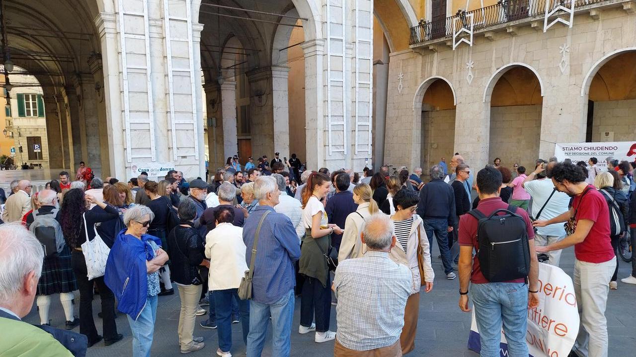 Pisa, la Leopolda chiude dopo 22 anni: «Non è più possibile andare avanti»