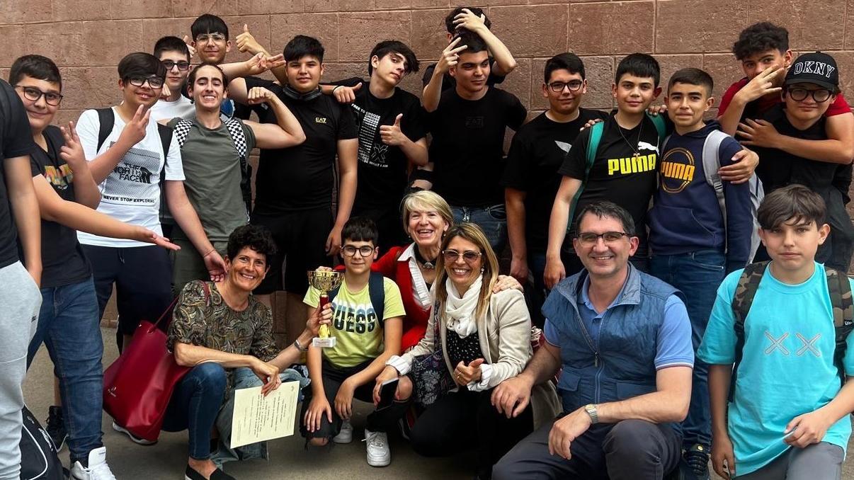 Olbia, l’istituto Deffenu trionfa al Rally Matematico