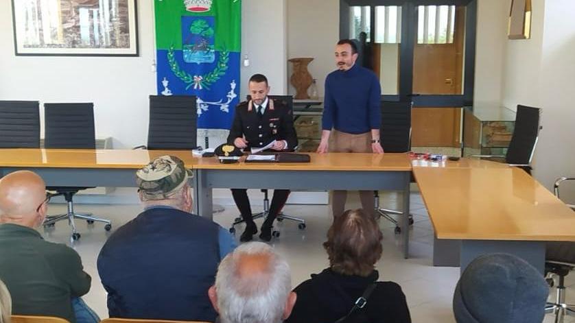 Truffe agli anziani, ecco come difendersi: i carabinieri concludono le conferenze informative in 28 comuni di Medio Campidano e Marmilla