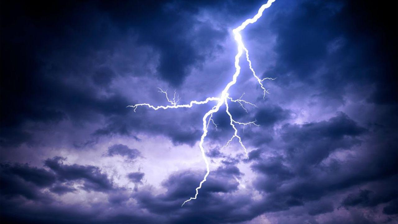 Meteo in Toscana, pioggia e temporali in arrivo: le zone a rischio e le previsioni