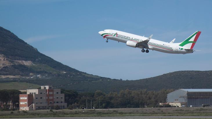 Aeroitalia: «Alghero addio»