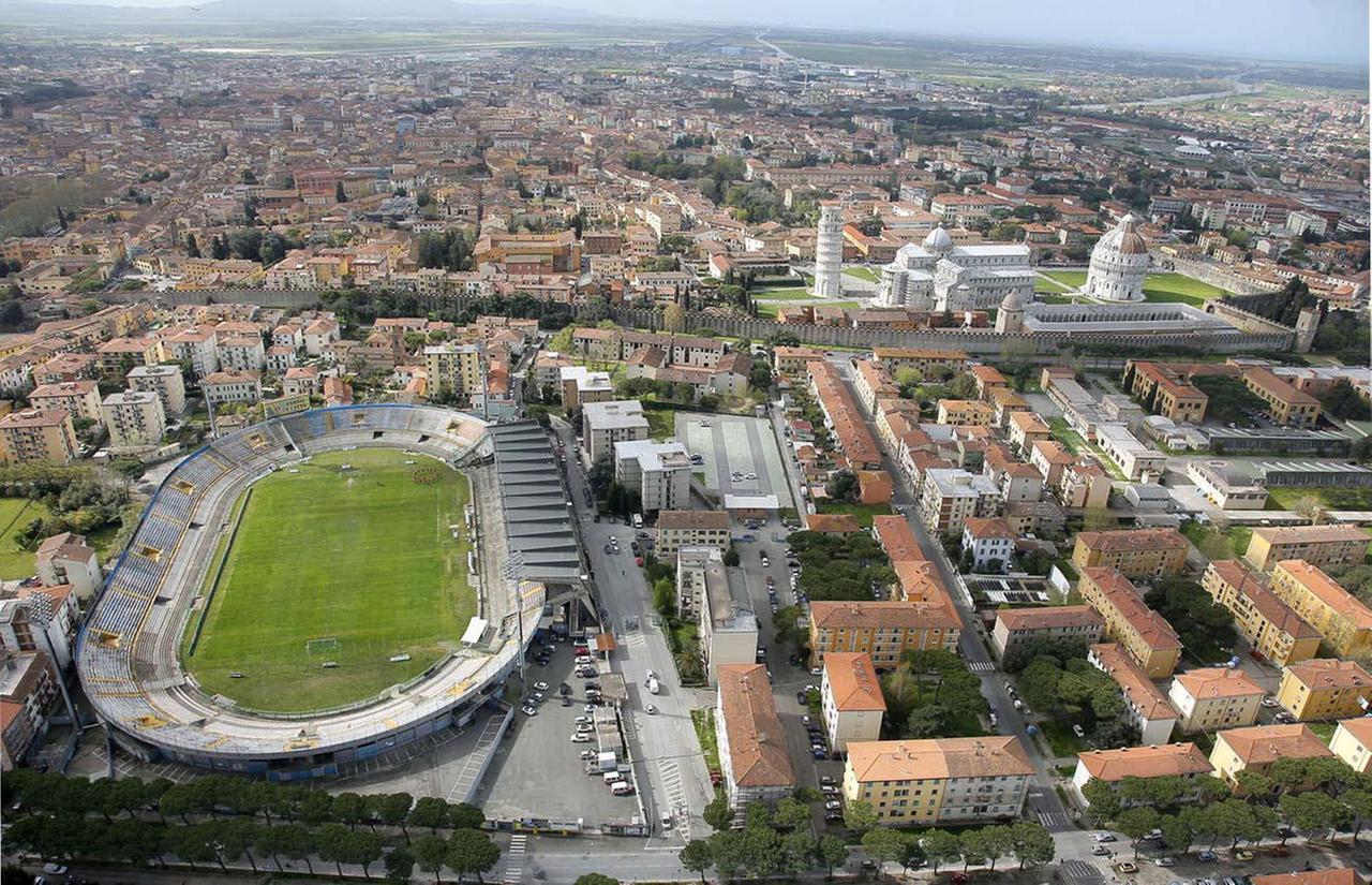 
	Una veduta dell'Arena Garibaldi e piazza Duomo (archivio)

