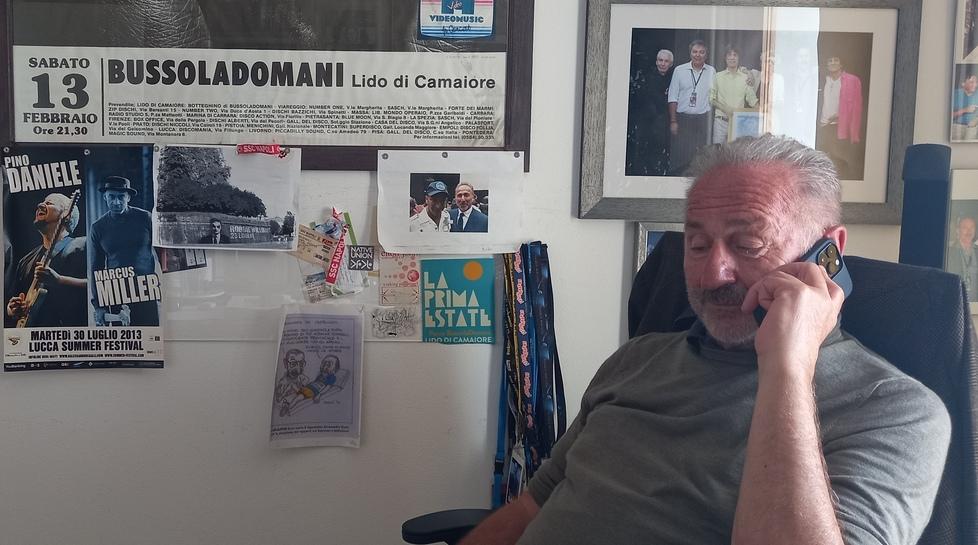 Mimmo D’Alessandro nel suo ufficio