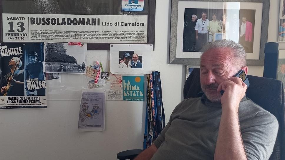 Mimmo D’Alessandro nel suo ufficio