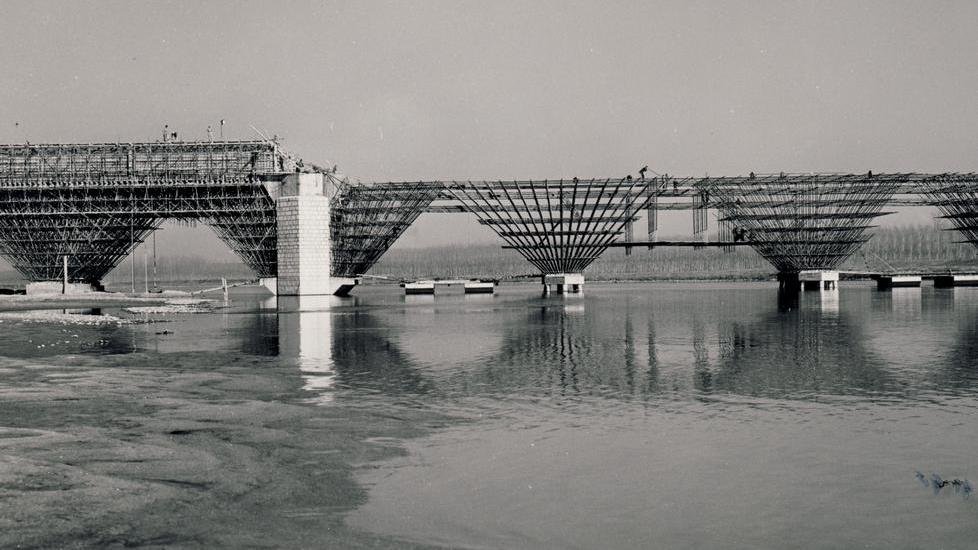 Così l’autostrada del Sole cambiò Reggio Emilia