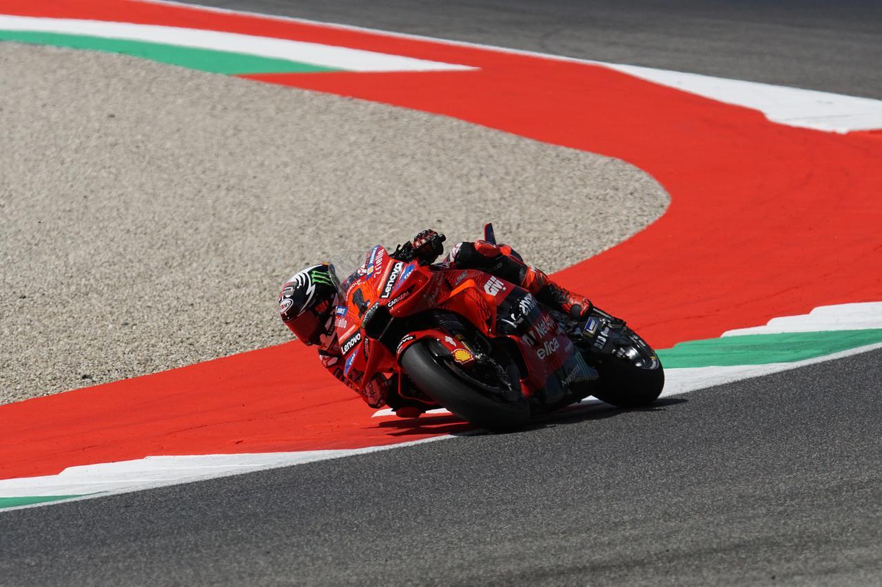 Mugello d’Italia, tripletta Ducati nel Gp: Bagnaia domina, battuti Bastianini e Martin