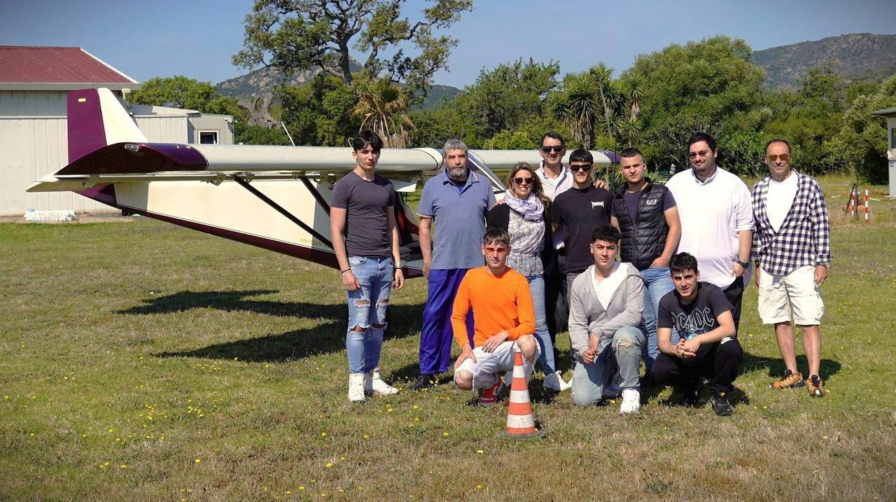 Olbia, gli studenti del Deffenu dal simulatore alla cabina di pilotaggio
